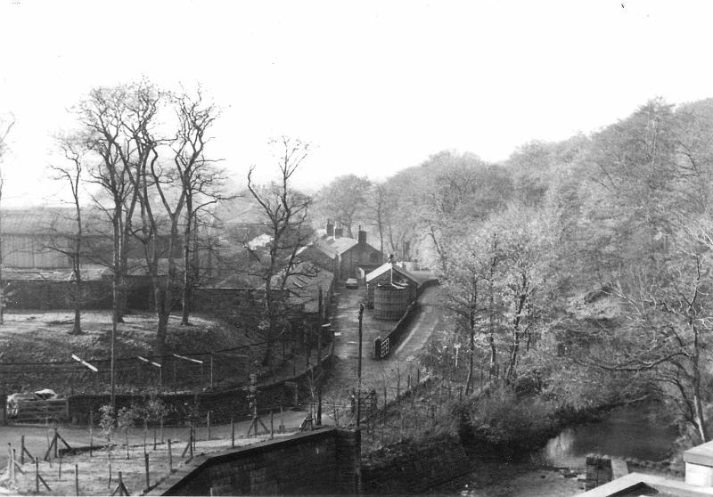 10257652_10202784831396018_305976793843563671_o.jpg - Dovestones Reservoir, c. 1977 [photo: Woolly Wolstenholme]