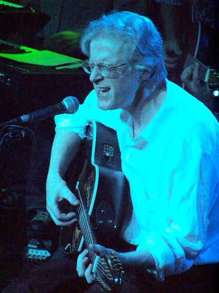 100_0544.JPG - The Mean Fiddler, 12th May, 2004 [photo: James Barry]